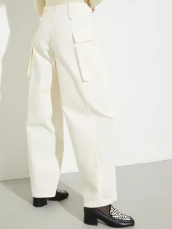 Barrel-leg cargo trousers - cream