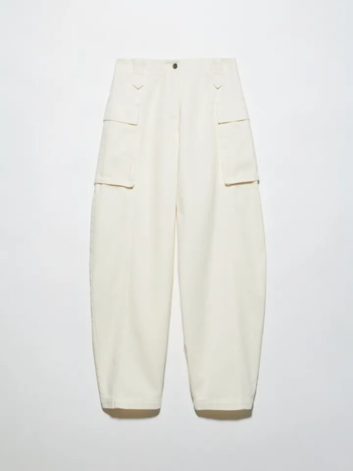 Barrel-leg cargo trousers - cream