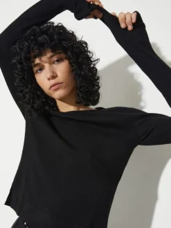 Boat-neck jumper - black