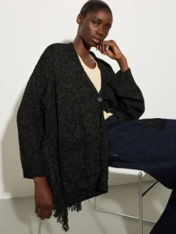 Bouclé cardigan with fringes - black