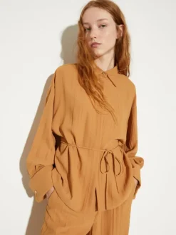 Crinkled envers-satin shacket - terra cotta