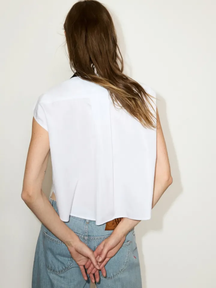 Cropped sleeveless poplin shirt - optical white