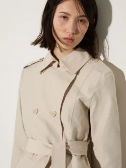 Double-breasted trench coat - beige