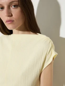 Fine rib-knit asymmetrical top - lemon