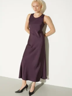 Fluid satin shift dress - aubergine