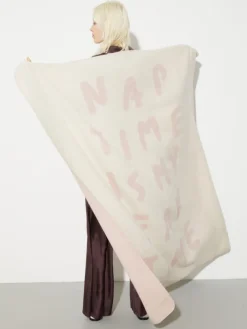 1-800 Gift Alert with Pietro Terzini blanket - wool white