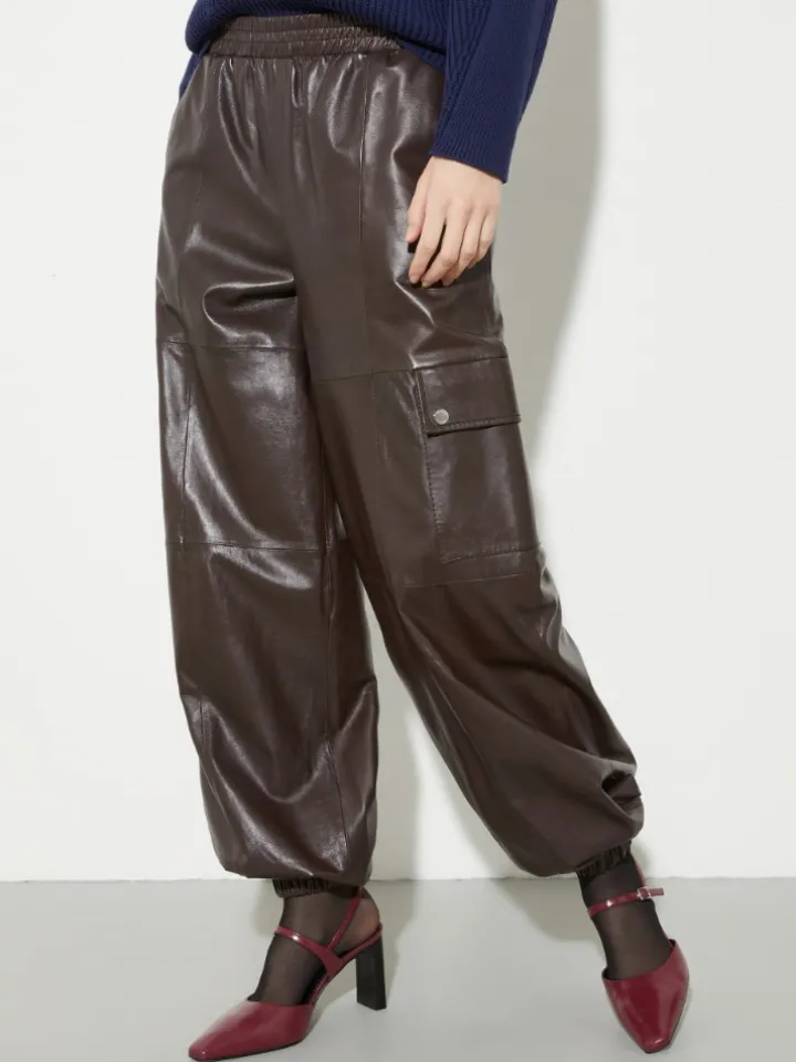 Glossy leather cargo trousers - chocolate