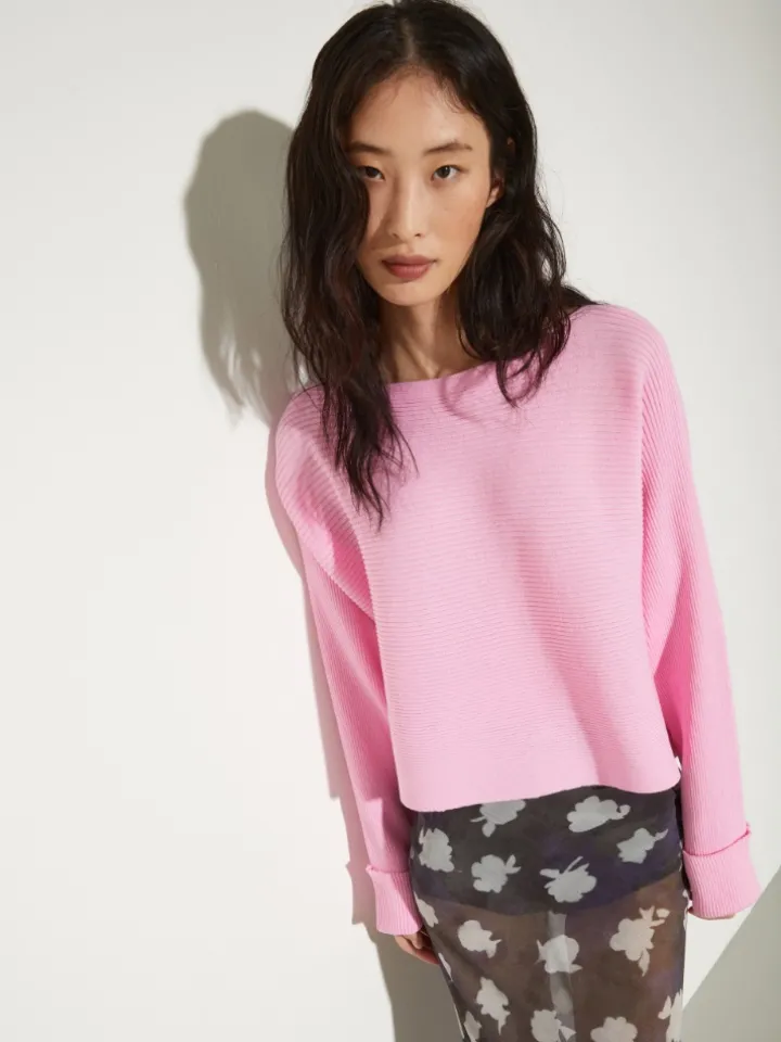 Horizontal rib-knit sweater - pink