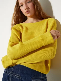 Horizontal rib-knit sweater - yellow