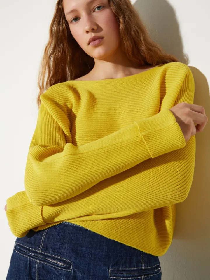Horizontal rib-knit sweater - yellow