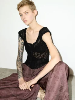 Lacy jersey top - black