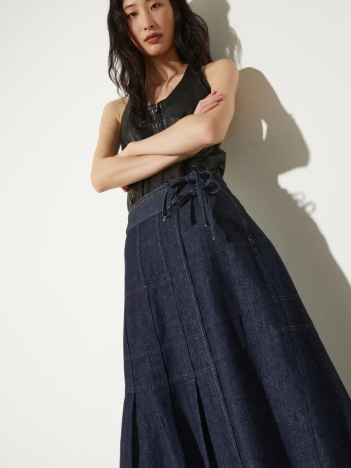 Pleated denim midi skirt - navy