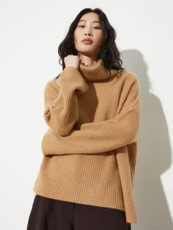 Pure cashmere polo neck - camel