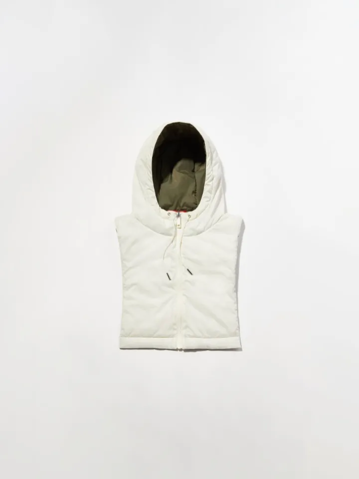 Reversible hooded collar - white