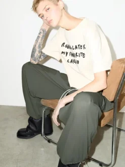 Slogan-print boxy-fit T-shirt - milk