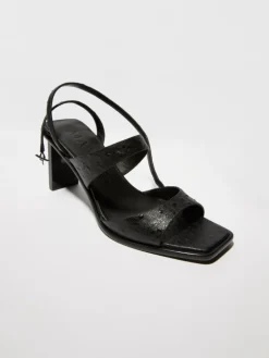 Textured leather sandals - black