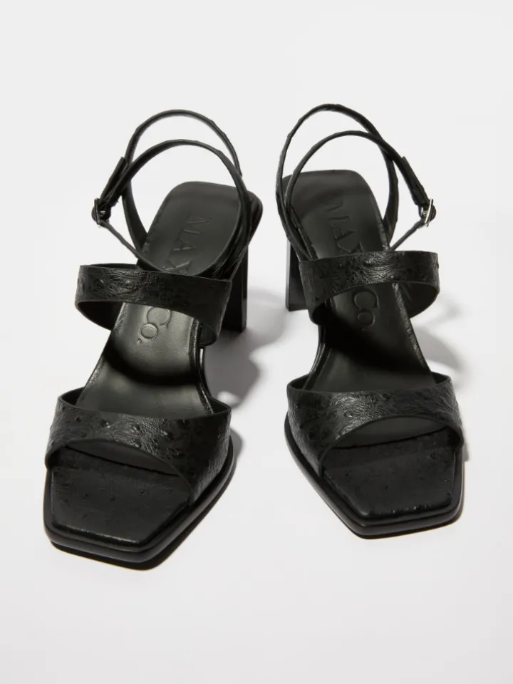 Textured leather sandals - black