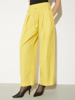 Wide-fit poplin trousers - light yellow