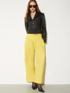 Wide-fit poplin trousers - light yellow